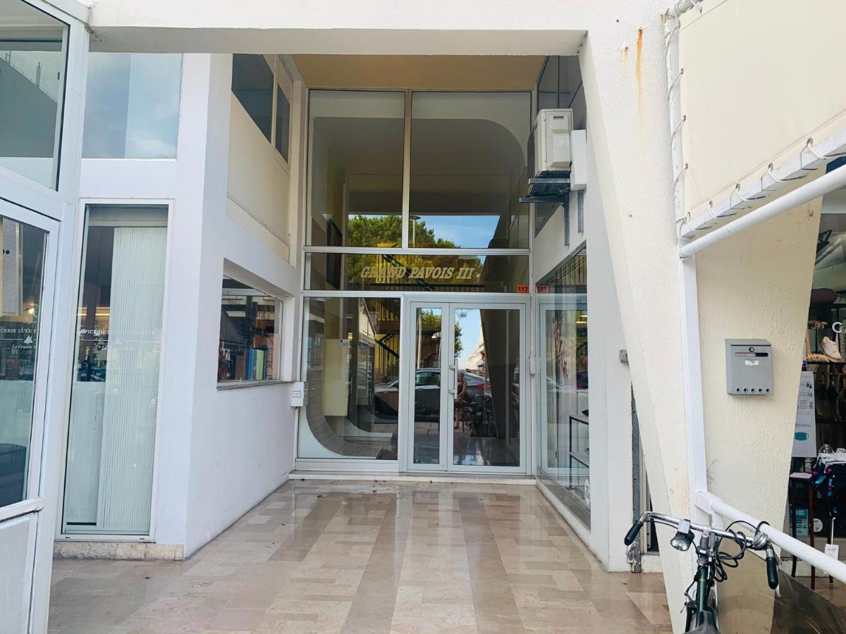Appartement Acces Direct Mer Et De Toutes Commodites Ла-Гранд-Мот Экстерьер фото