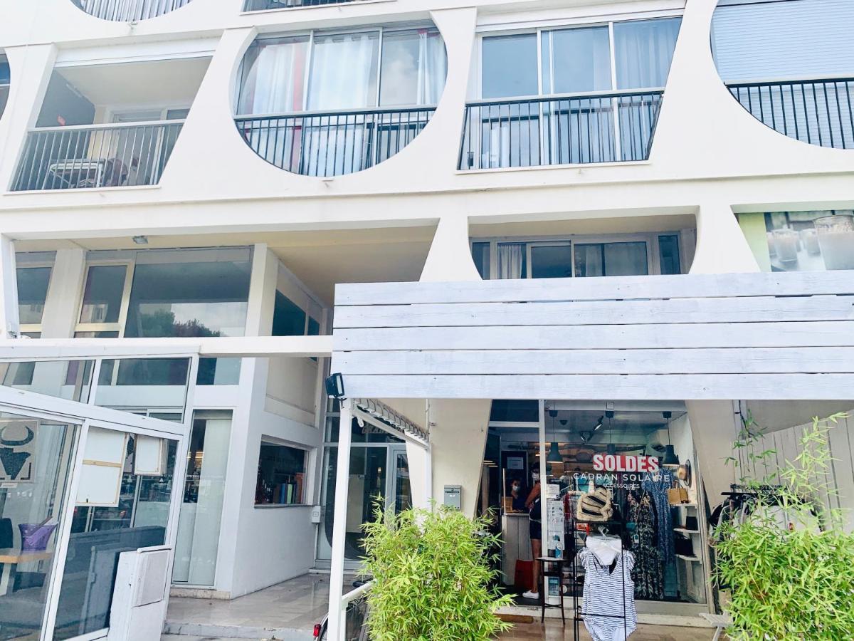 Appartement Acces Direct Mer Et De Toutes Commodites Ла-Гранд-Мот Экстерьер фото